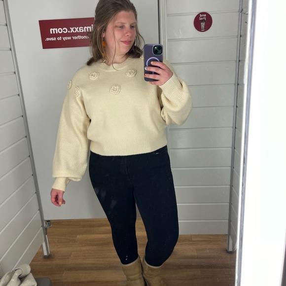 Meet your Posher, Kaden - Picture 3 of 4